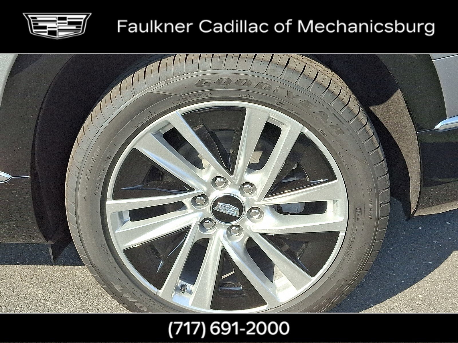 New 2026 Cadillac Vistiq Luxury w/ LPO, Floor Liner Package image 13