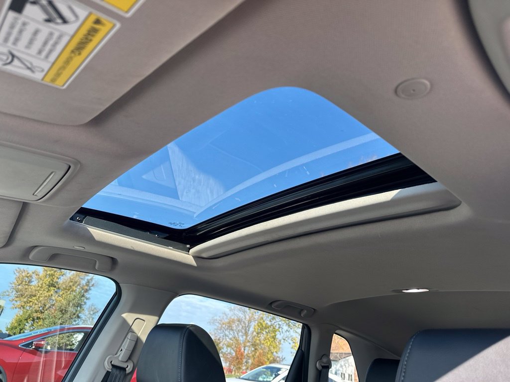 Used 2025 Honda CR-V EX-L image 5