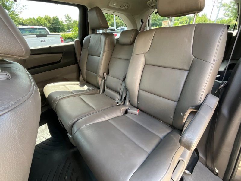 Used 2015 Honda Odyssey EX-L image 17