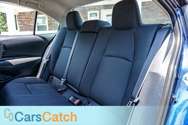 Used 2025 Toyota Corolla LE FWD image 33