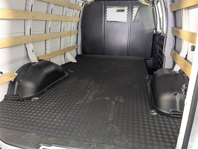 Used 2024 GMC Savana 2500 Work Van w/ Driver Convenience Package image 20