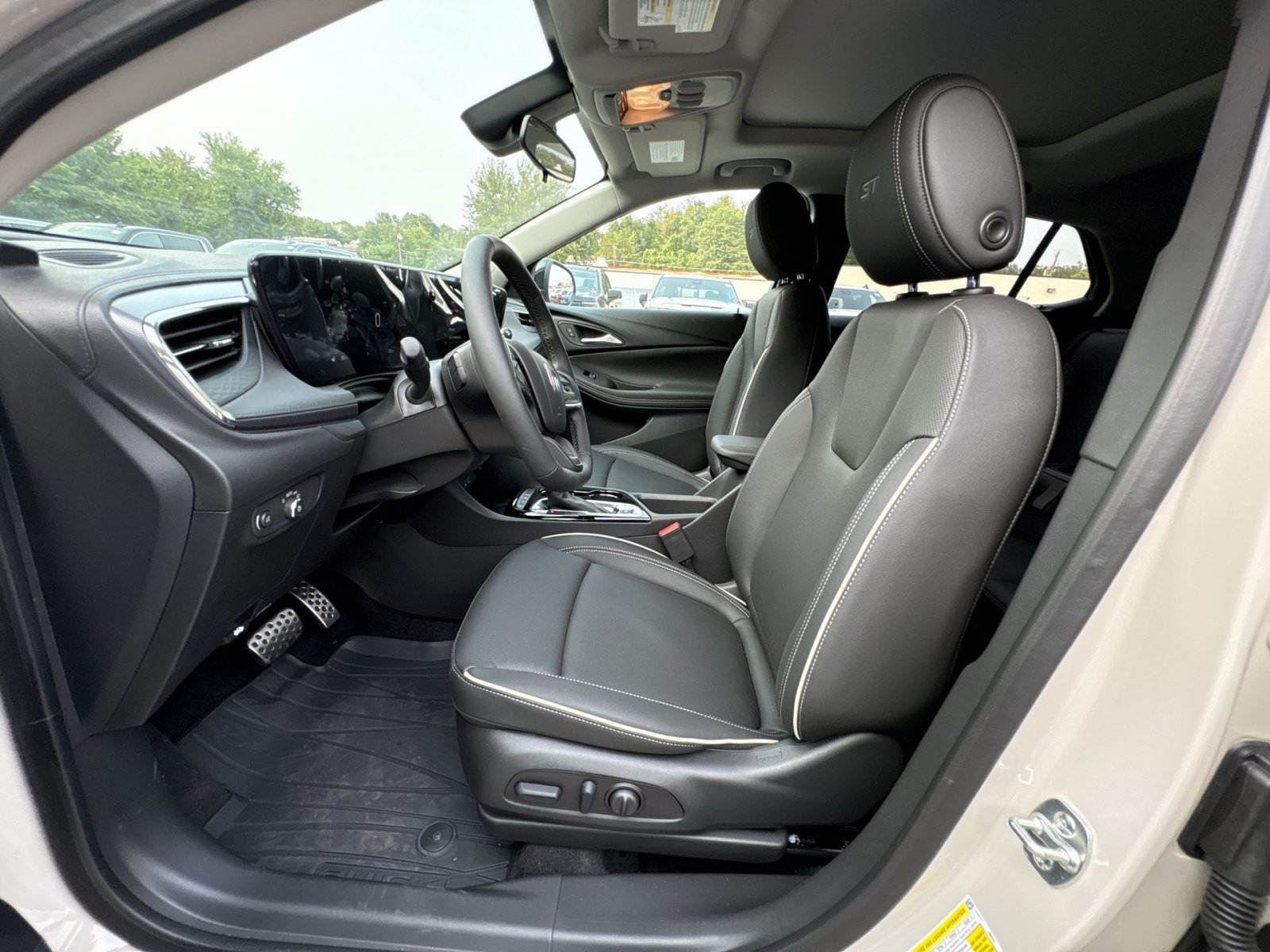 New 2026 Buick Encore GX Sport Touring w/ Studio Series AWD/4WD image 13