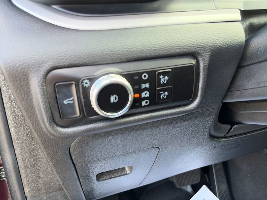 Used 2023 Ford Explorer XLT w/ Equipment Group 202A image 20