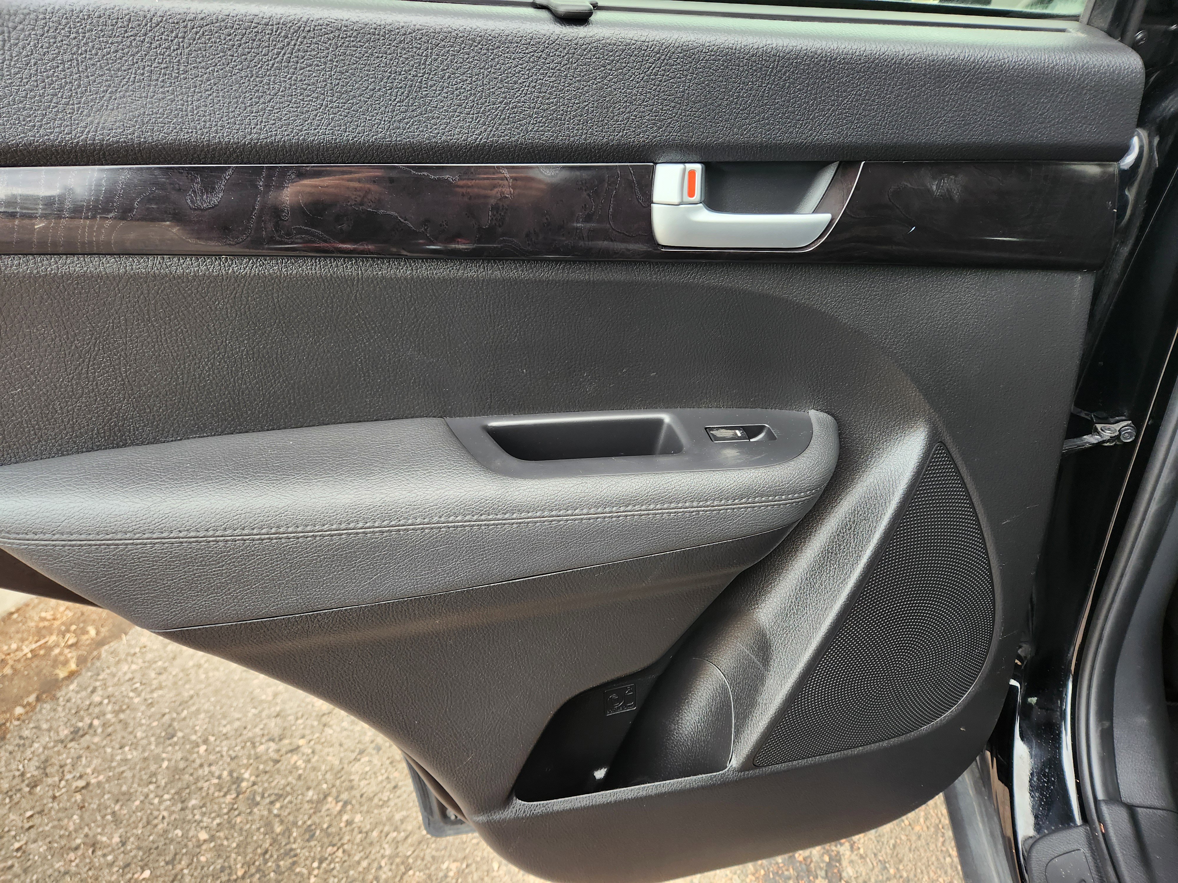 Used 2015 Kia Sorento EX image 10