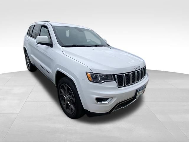 Used 2018 Jeep Grand Cherokee Limited AWD/4WD image 10