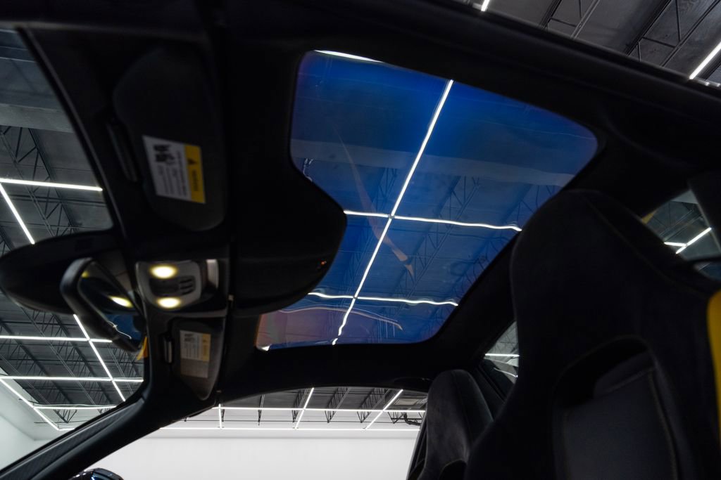 Used 2023 McLaren 720S Luxury image 39