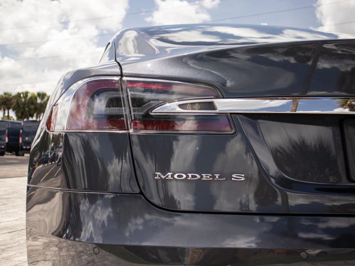 Used 2017 Tesla Model S 75 RWD image 25