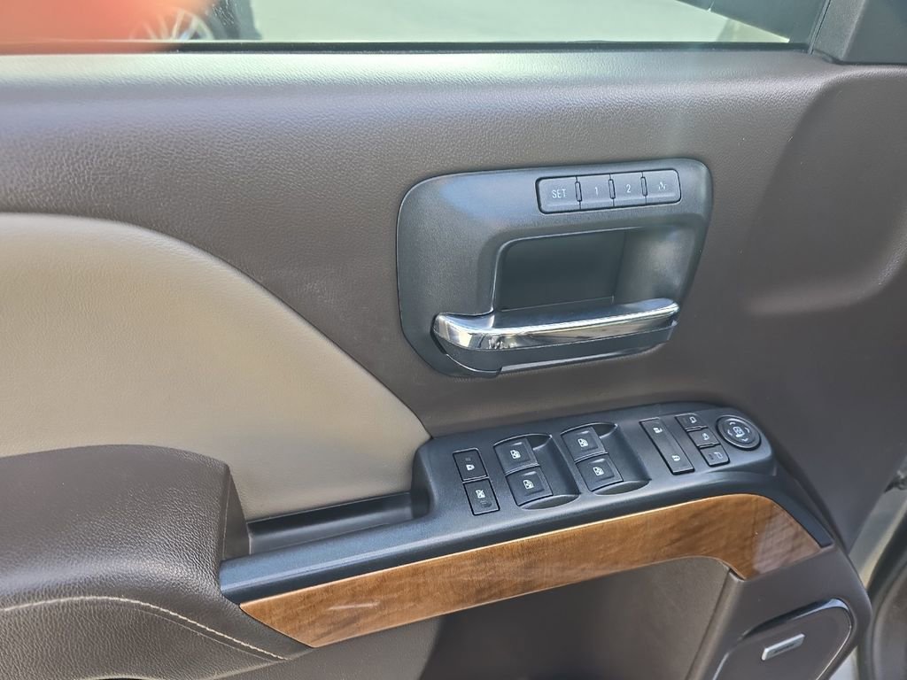 Used 2017 Chevrolet Silverado 1500 LTZ w/ Sport Package image 22