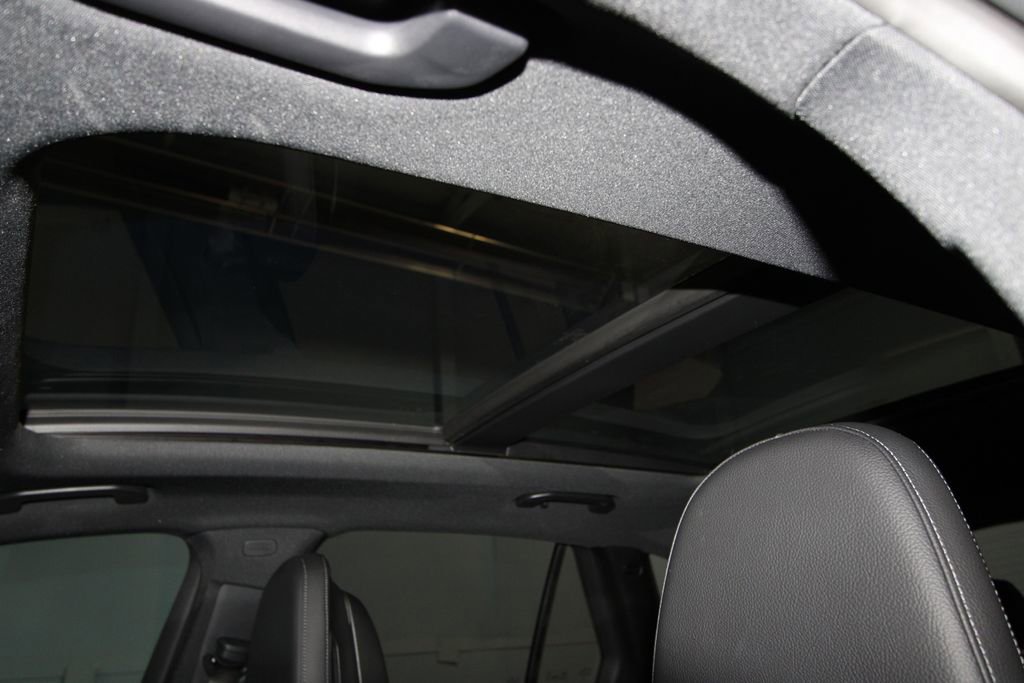 Used 2023 Mercedes-Benz GLC 300 image 20