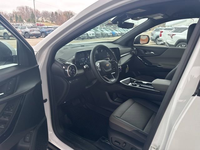 New 2026 Chevrolet Equinox LT w/ Convenience Package II image 8