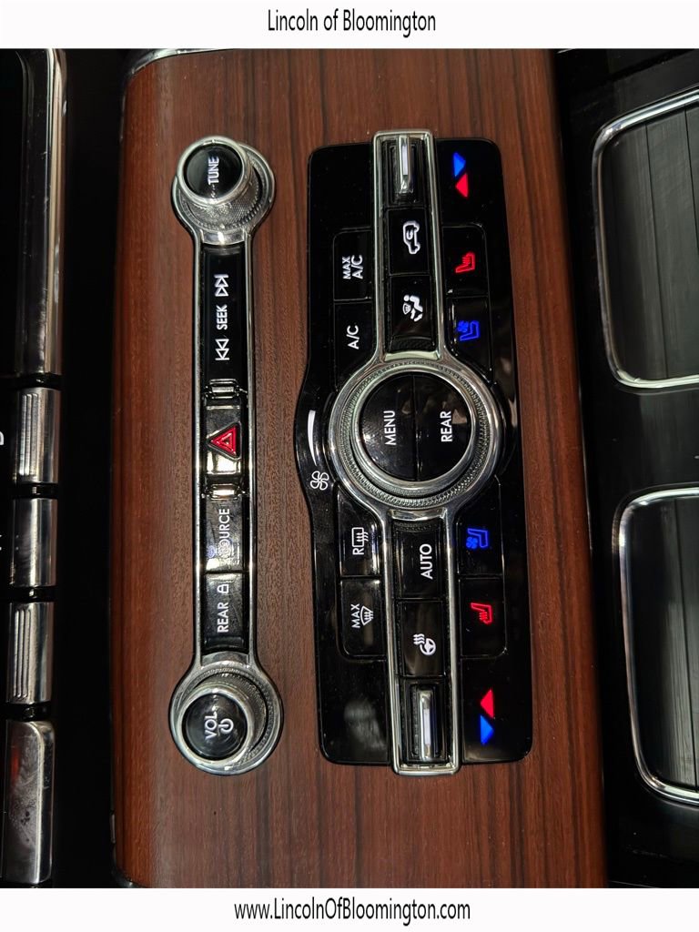 Certified 2022 Lincoln Aviator Reserve w/ Equipment Group 201A image 24