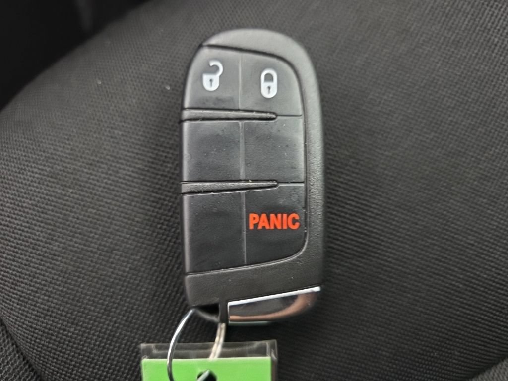Used 2021 Jeep Renegade Latitude w/ Convenience Group AWD/4WD image 49