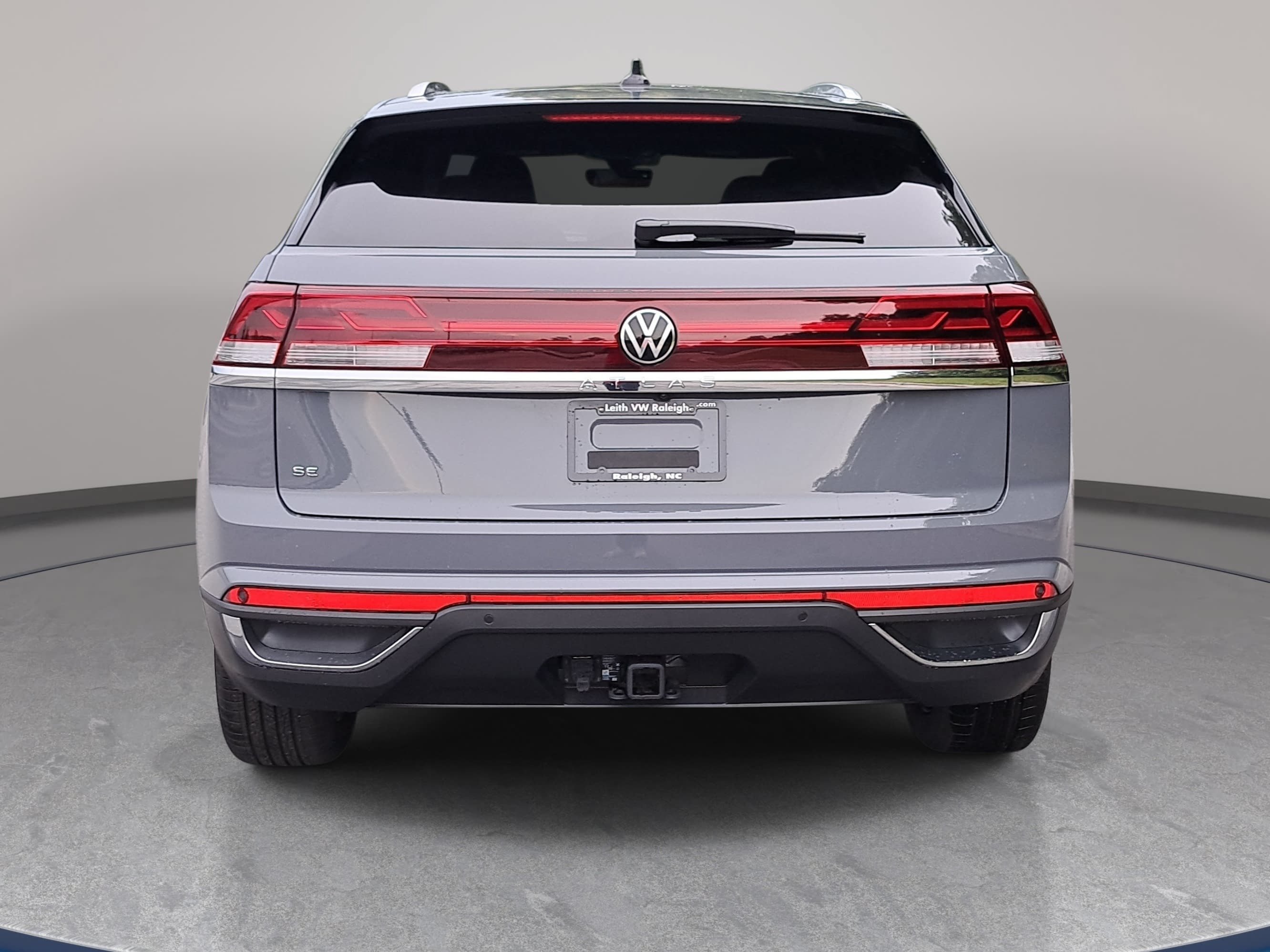 New 2026 Volkswagen Atlas Cross Sport SE FWD image 6