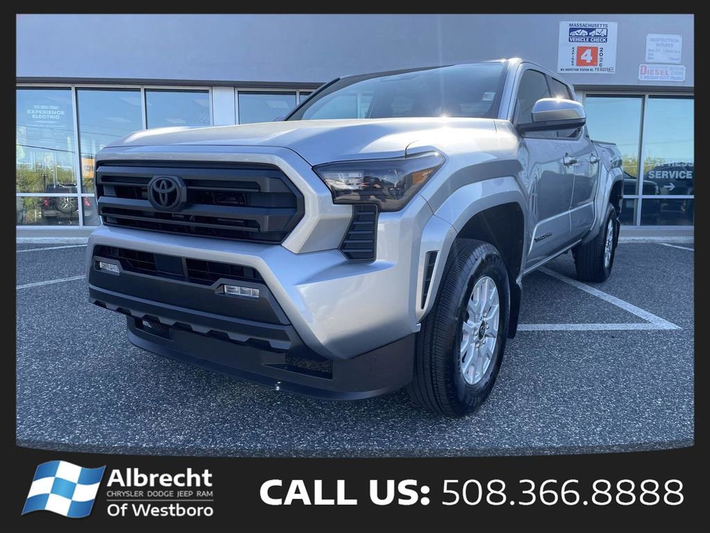 Used 2025 Toyota Tacoma SR5 AWD/4WD image 1