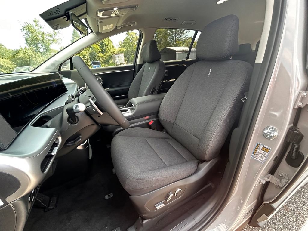 New 2026 Hyundai Ioniq 9 SE AWD/4WD image 13