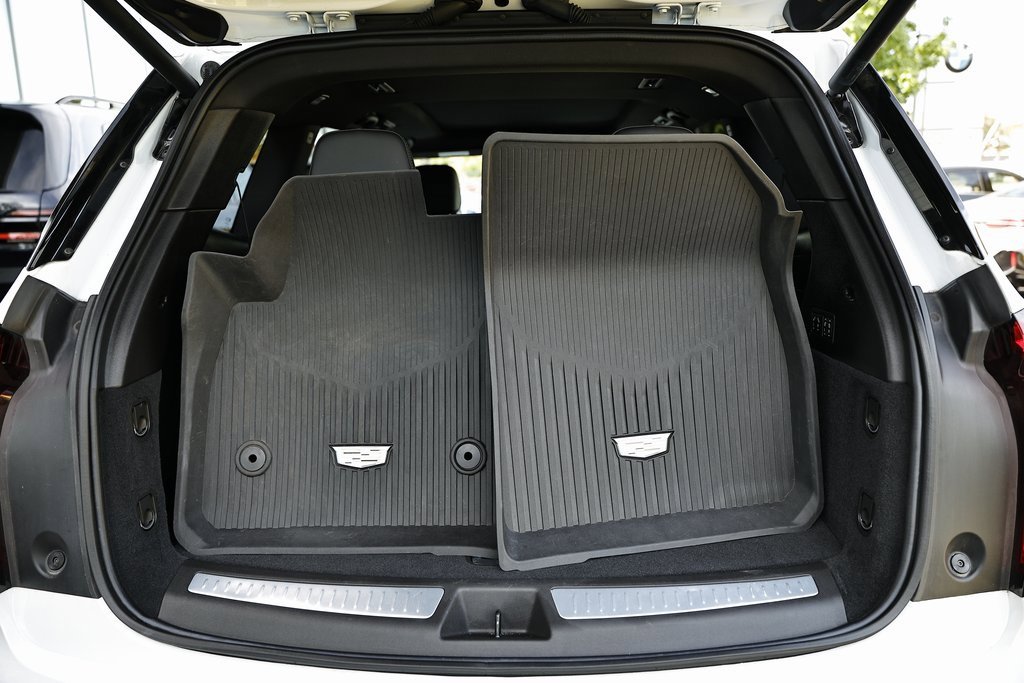 Used 2024 Cadillac XT6 Premium Luxury w/ Technology Package image 31