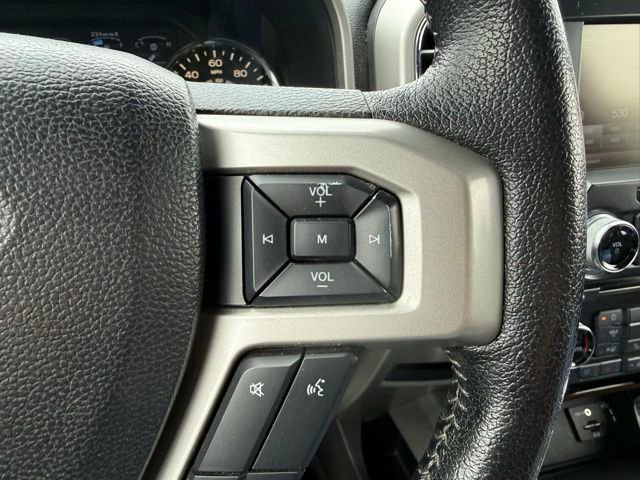Used 2015 Ford F150 Lariat w/ Equipment Group 502A Luxury AWD/4WD image 22