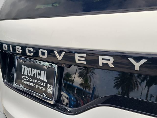 Used 2024 Land Rover Discovery S AWD/4WD image 10