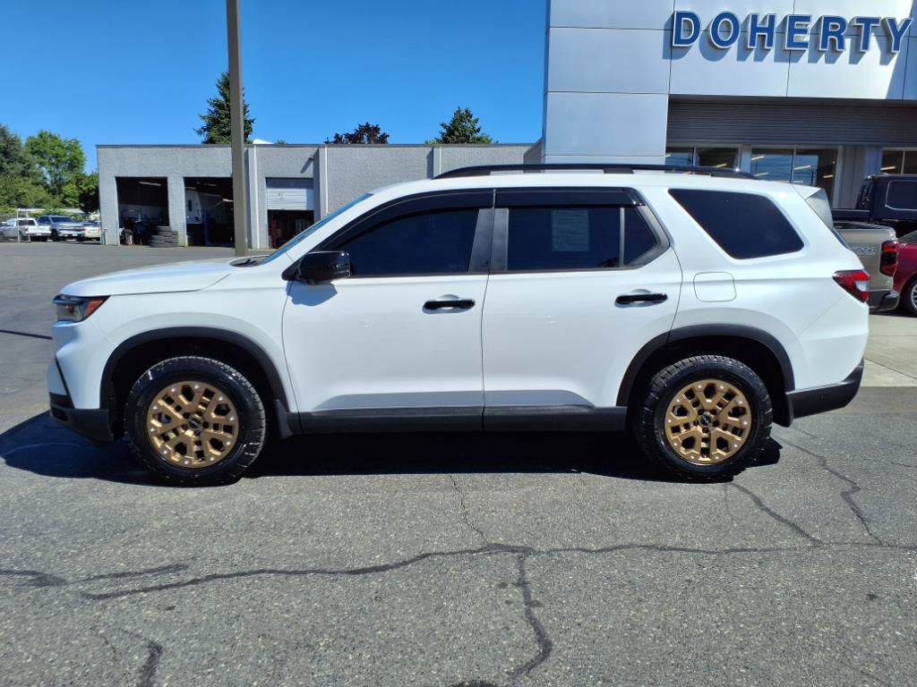 Used 2024 Honda Pilot TrailSport image 10