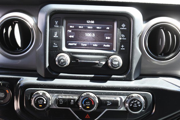 Used 2019 Jeep Wrangler Sport image 19