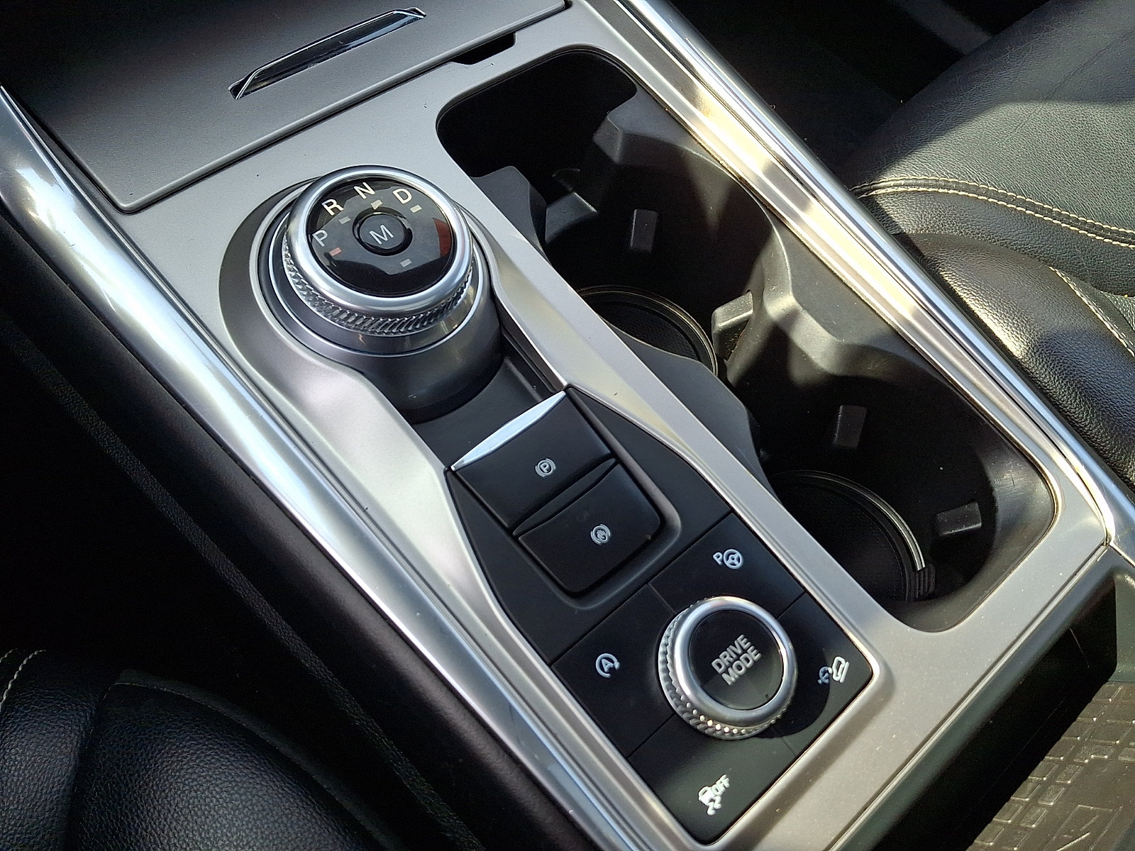 Used 2020 Ford Explorer ST AWD/4WD image 17