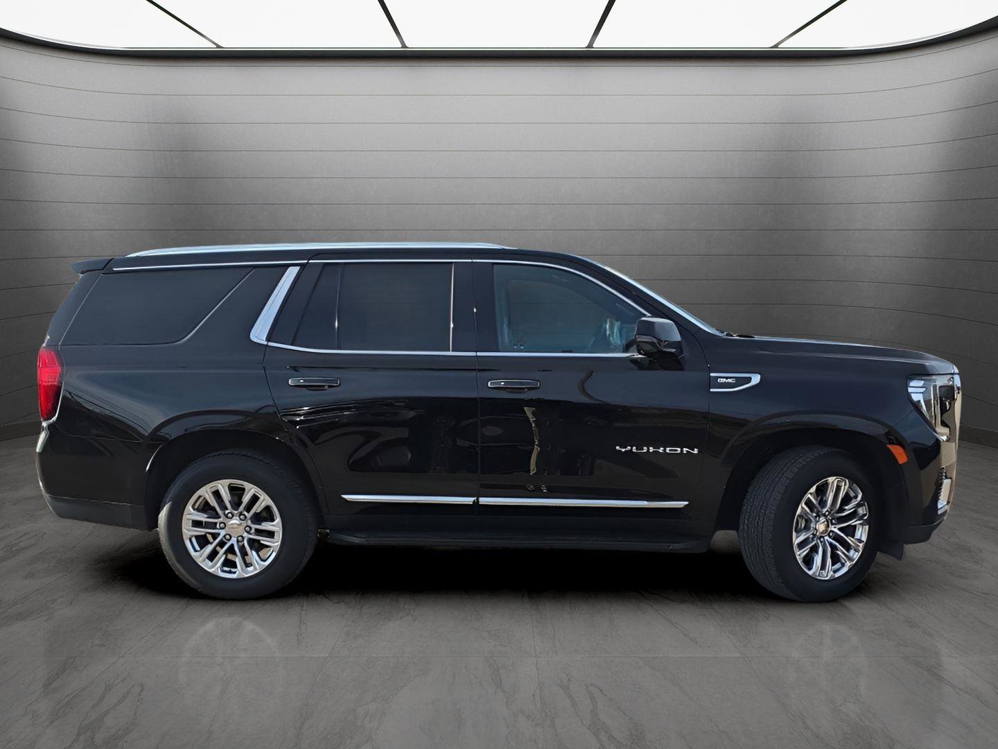 Used 2022 GMC Yukon SLT w/ SLT Premium Package image 6