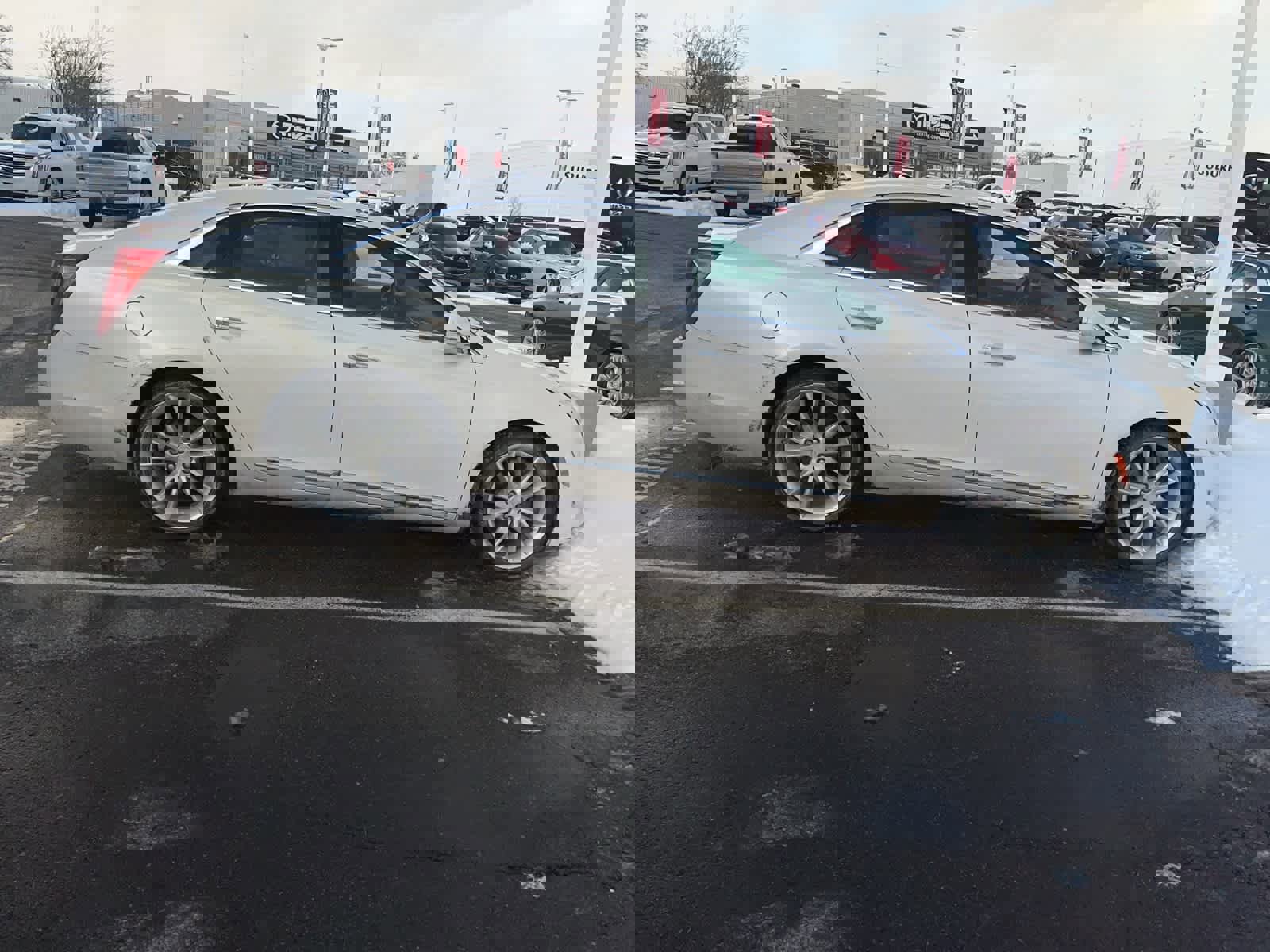 Used 2016 Cadillac XTS Vsport Platinum image 11