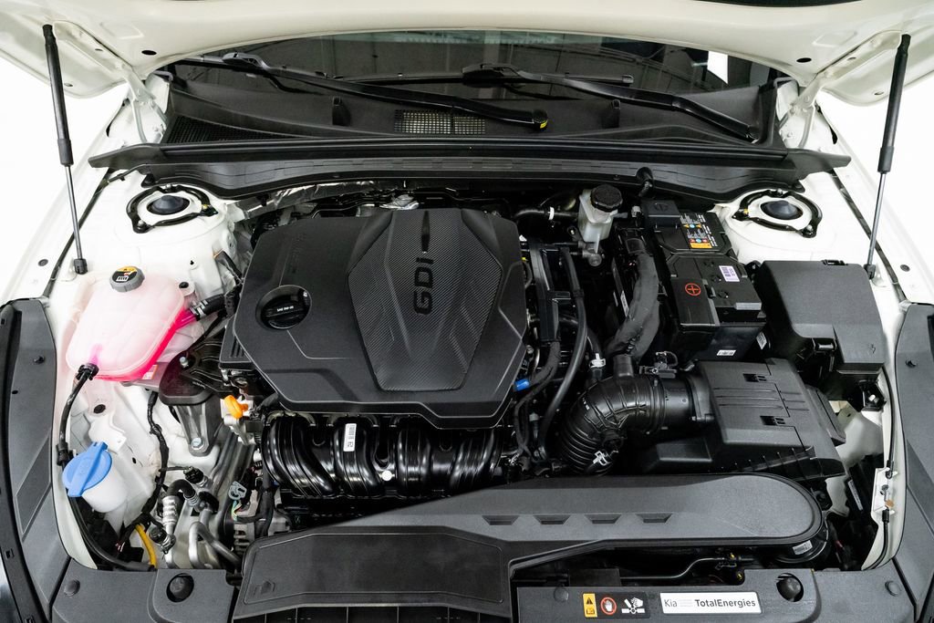 Certified 2025 Kia K5 LXS image 3