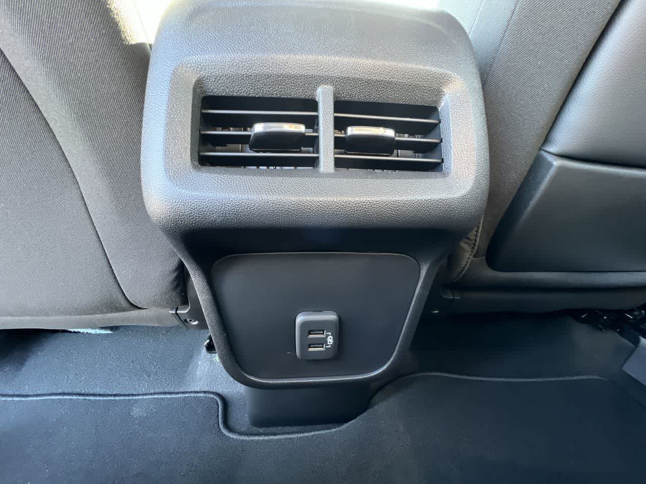 Used 2022 GMC Terrain SLE w/ Driver Convenience Package FWD image 20