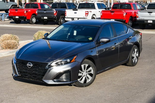 Certified 2025 Nissan Altima 2.5 S image 1