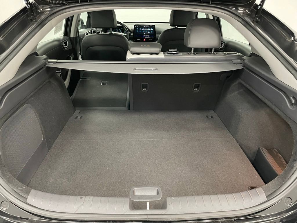 Certified 2021 Hyundai Ioniq Limited image 28