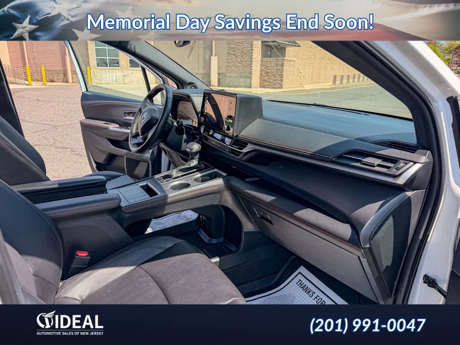 Used 2022 Toyota Sienna XSE w/ XSE Plus Package AWD/4WD image 23