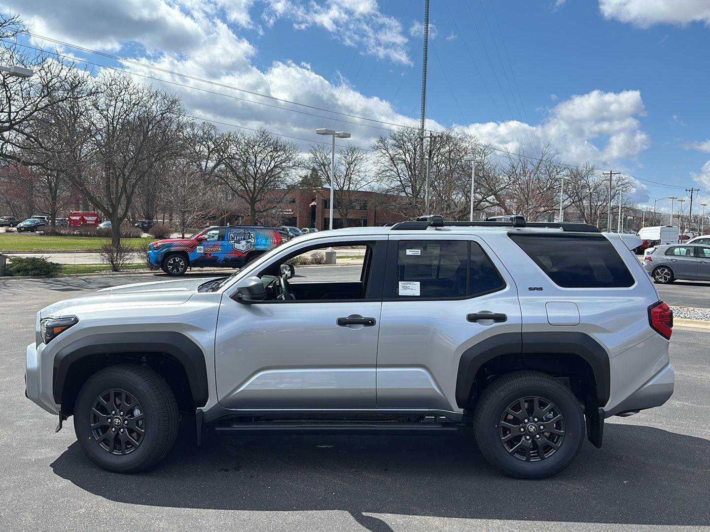 New 2026 Toyota 4Runner SR5 AWD/4WD image 5