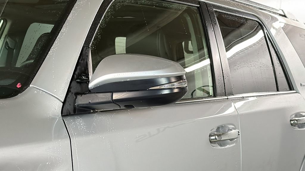 Used 2018 Toyota 4Runner Limited image 5