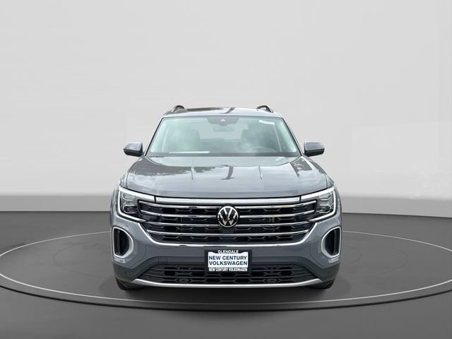 New 2026 Volkswagen Atlas SE FWD image 2