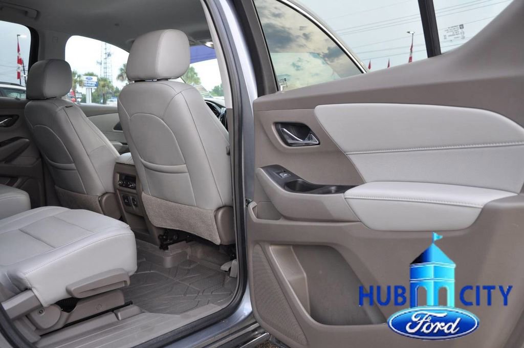 Used 2020 Chevrolet Traverse Premier image 15