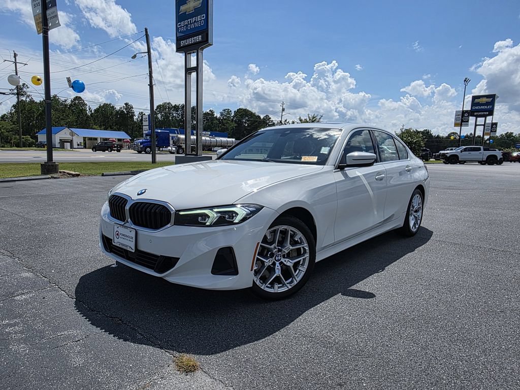 Used 2026 BMW 330i xDrive Sedan AWD/4WD image 2