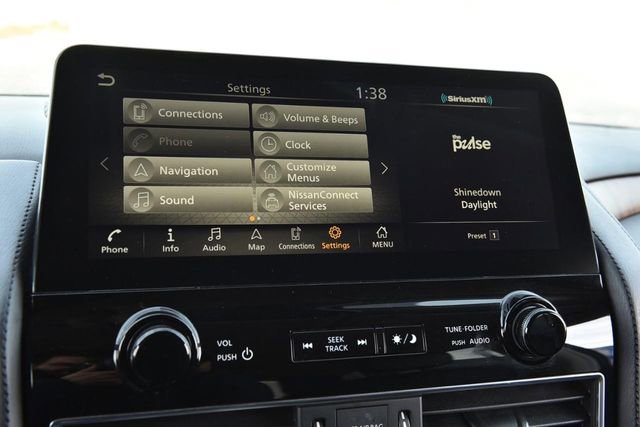 Used 2024 Nissan Armada SL image 17