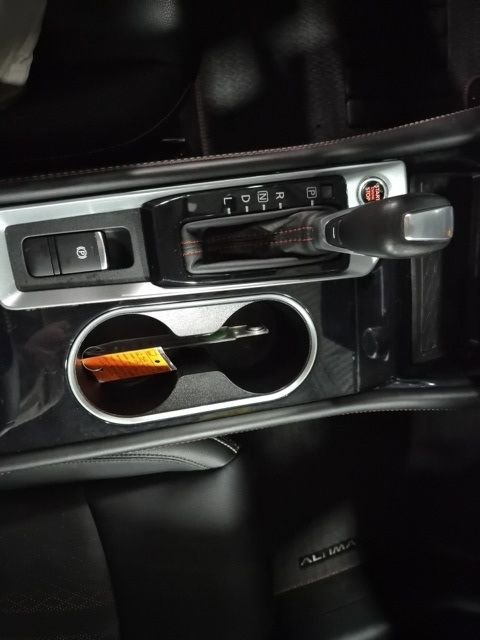 Used 2025 Nissan Altima 2.5 SR w/ SR Premium Package image 27