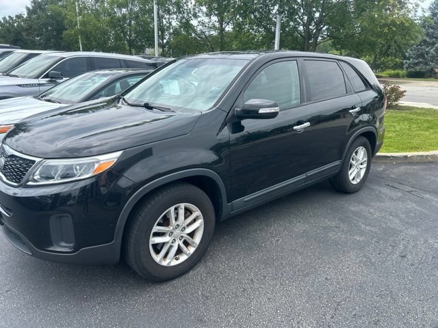 Used 2014 Kia Sorento LX FWD image 2