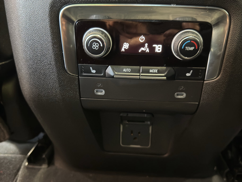 Used 2023 Chevrolet Tahoe Z71 w/ Off-Road Capability Package image 15