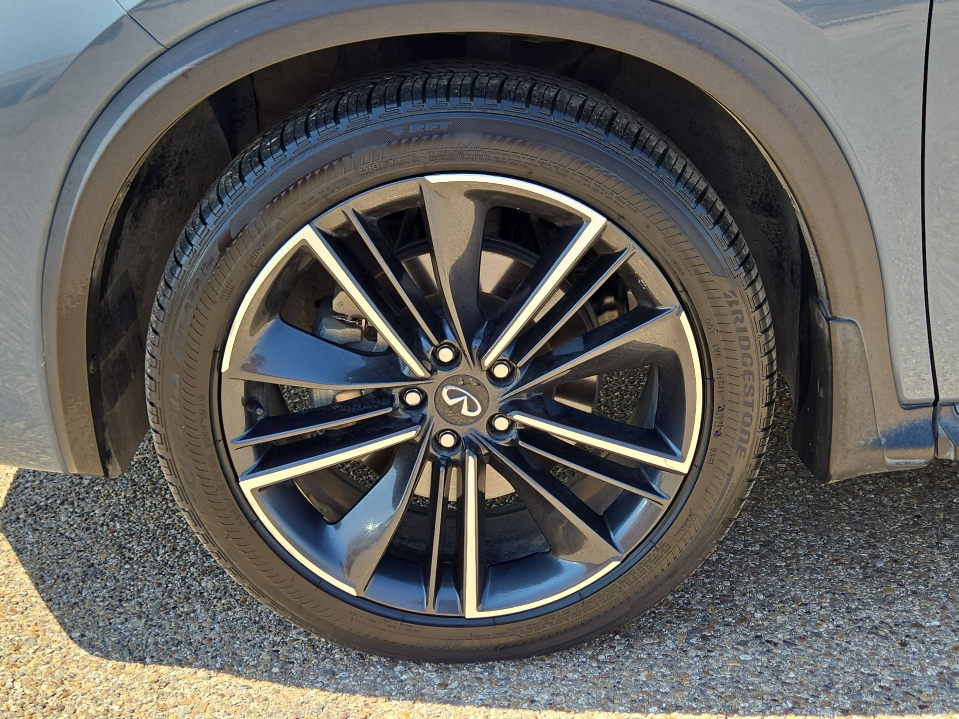 Used 2023 INFINITI QX55 Essential AWD/4WD image 11