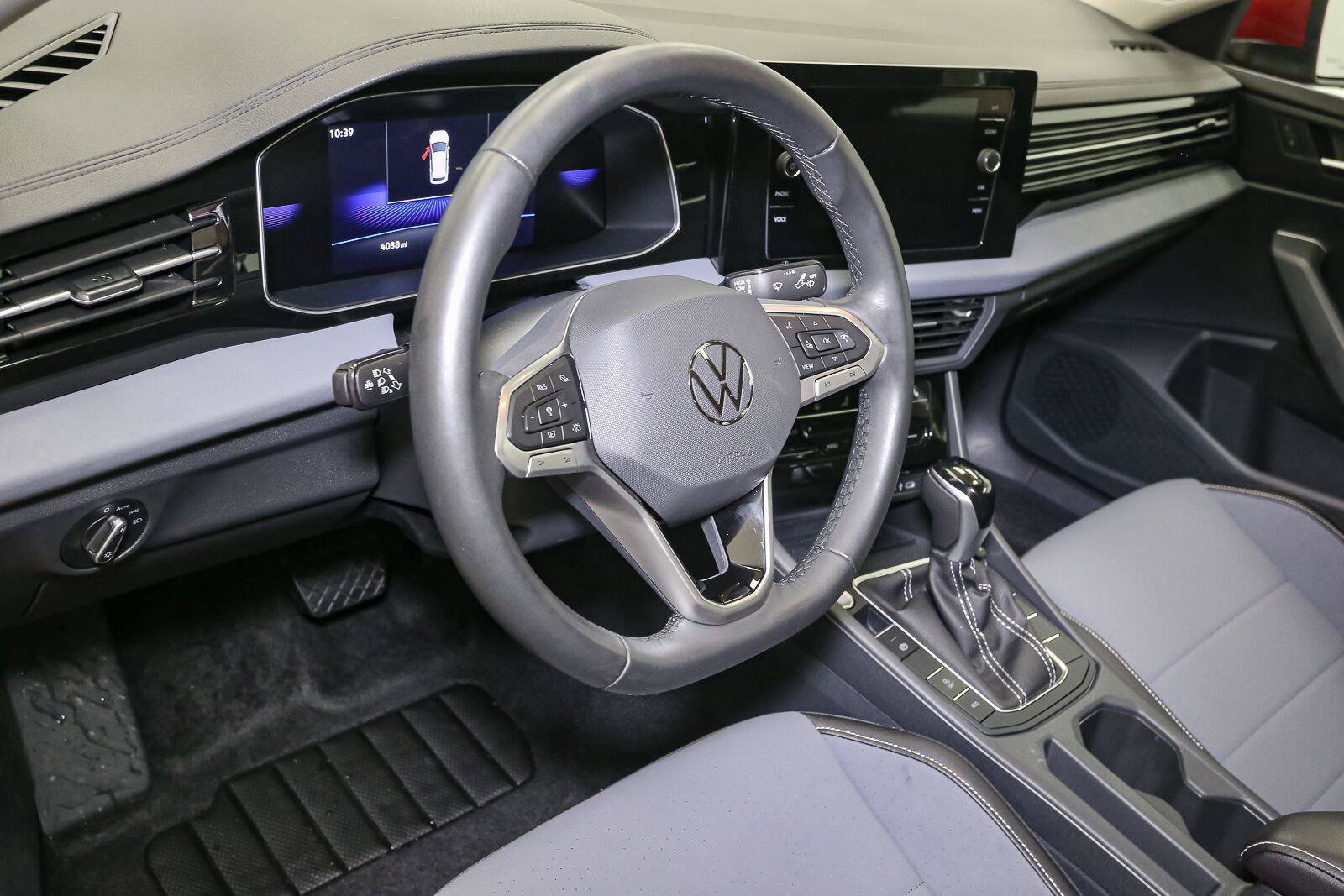 Certified 2026 Volkswagen Jetta SE FWD image 24