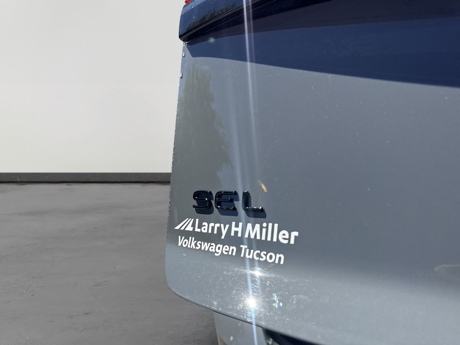New 2026 Volkswagen Atlas Cross Sport SEL R-Line AWD/4WD image 6