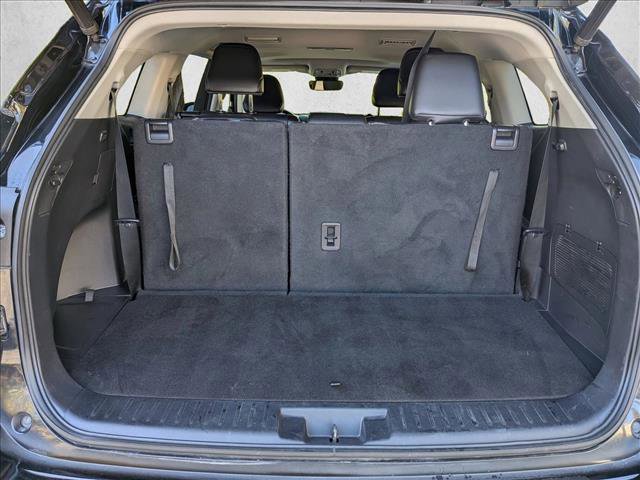 Used 2020 Toyota Highlander XLE image 6