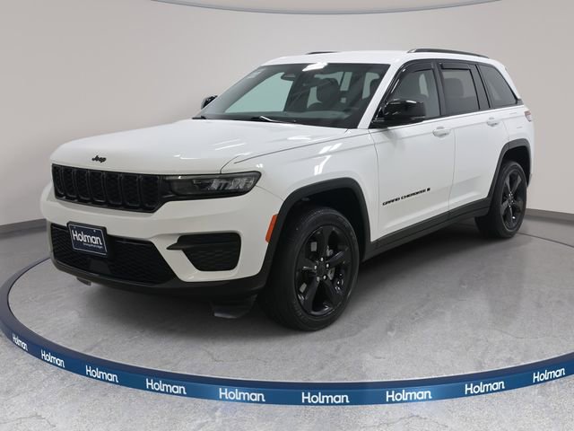 Used 2023 Jeep Grand Cherokee Altitude