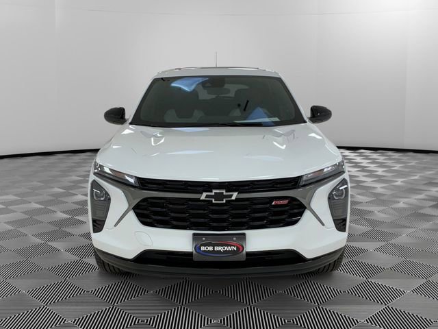 Used 2025 Chevrolet Trax RS w/ Sunroof Package image 8