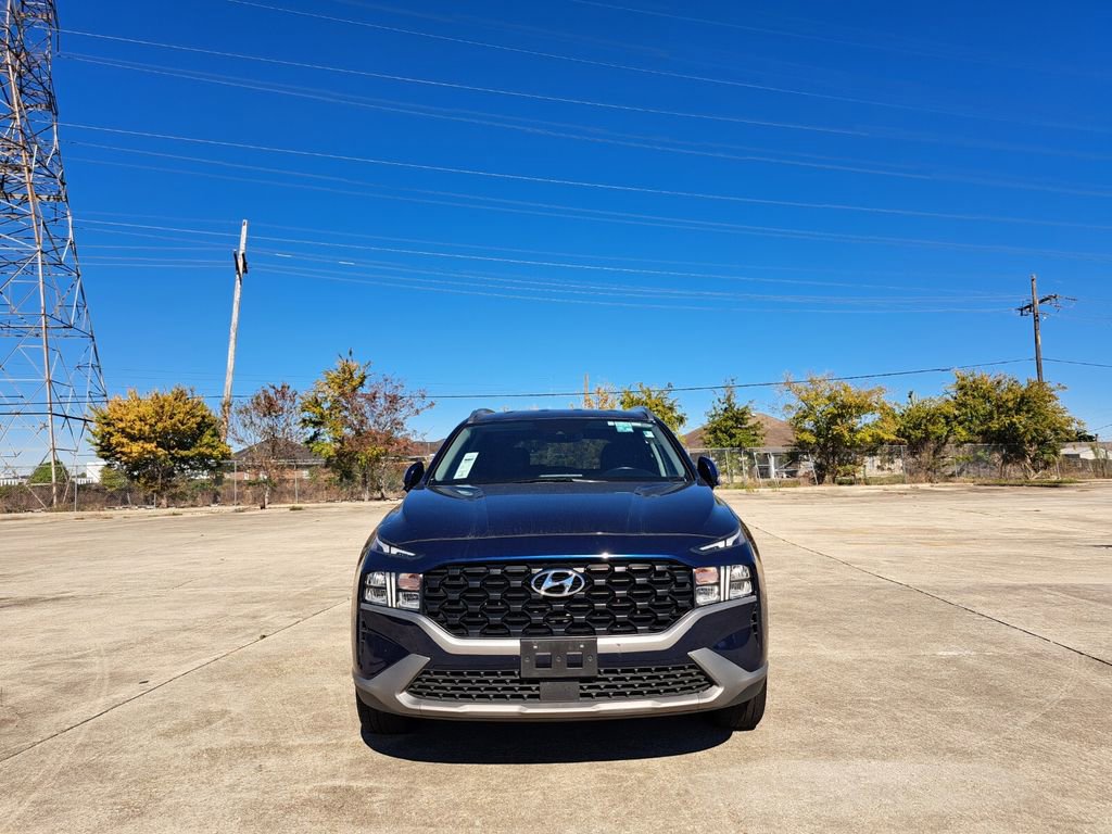Used 2023 Hyundai Santa Fe SEL image 2