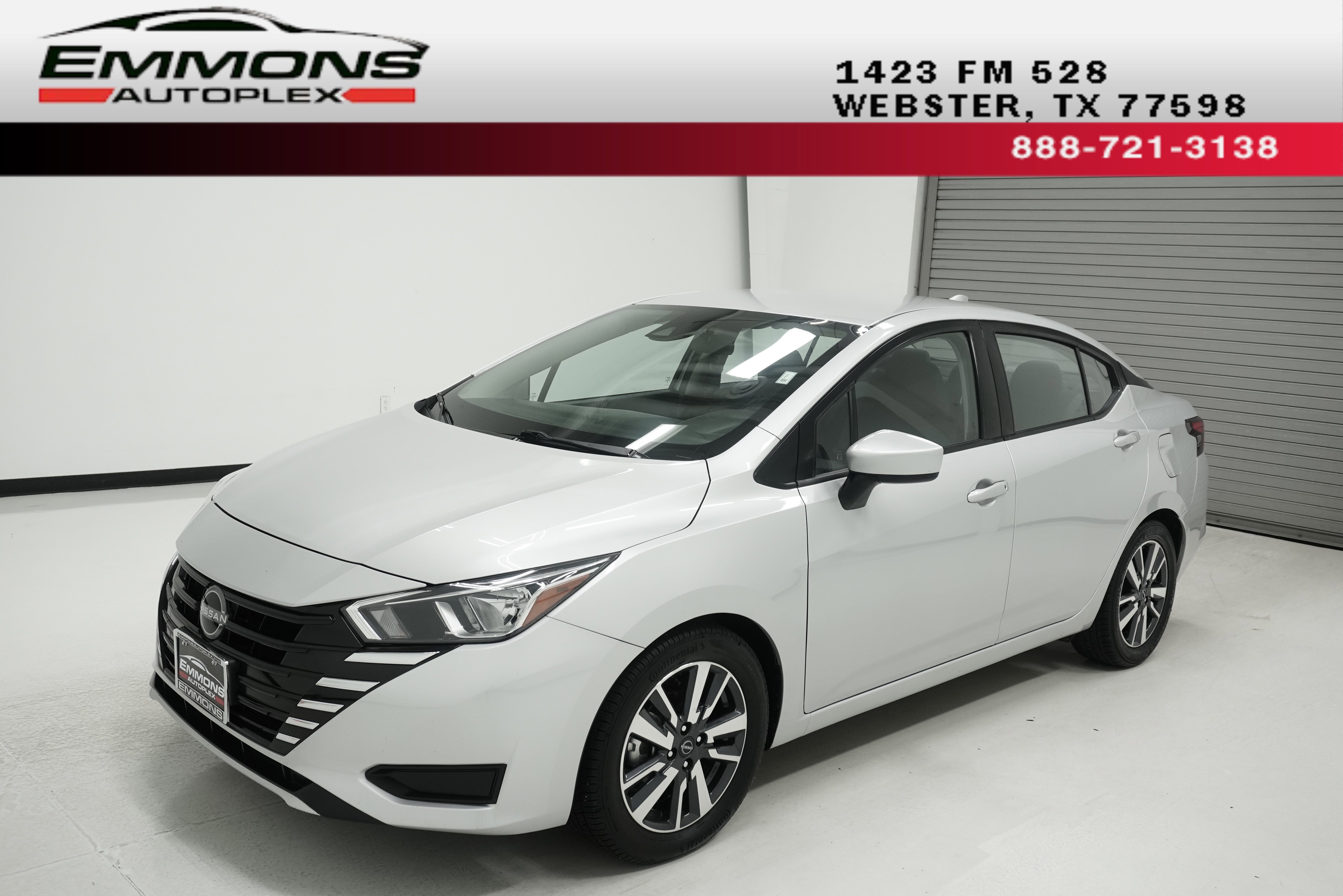 Used 2023 Nissan Versa SV