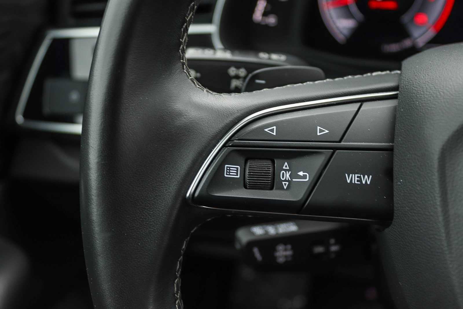 Used 2022 Audi Q8 Premium Plus w/ Premium Plus Package AWD/4WD image 19